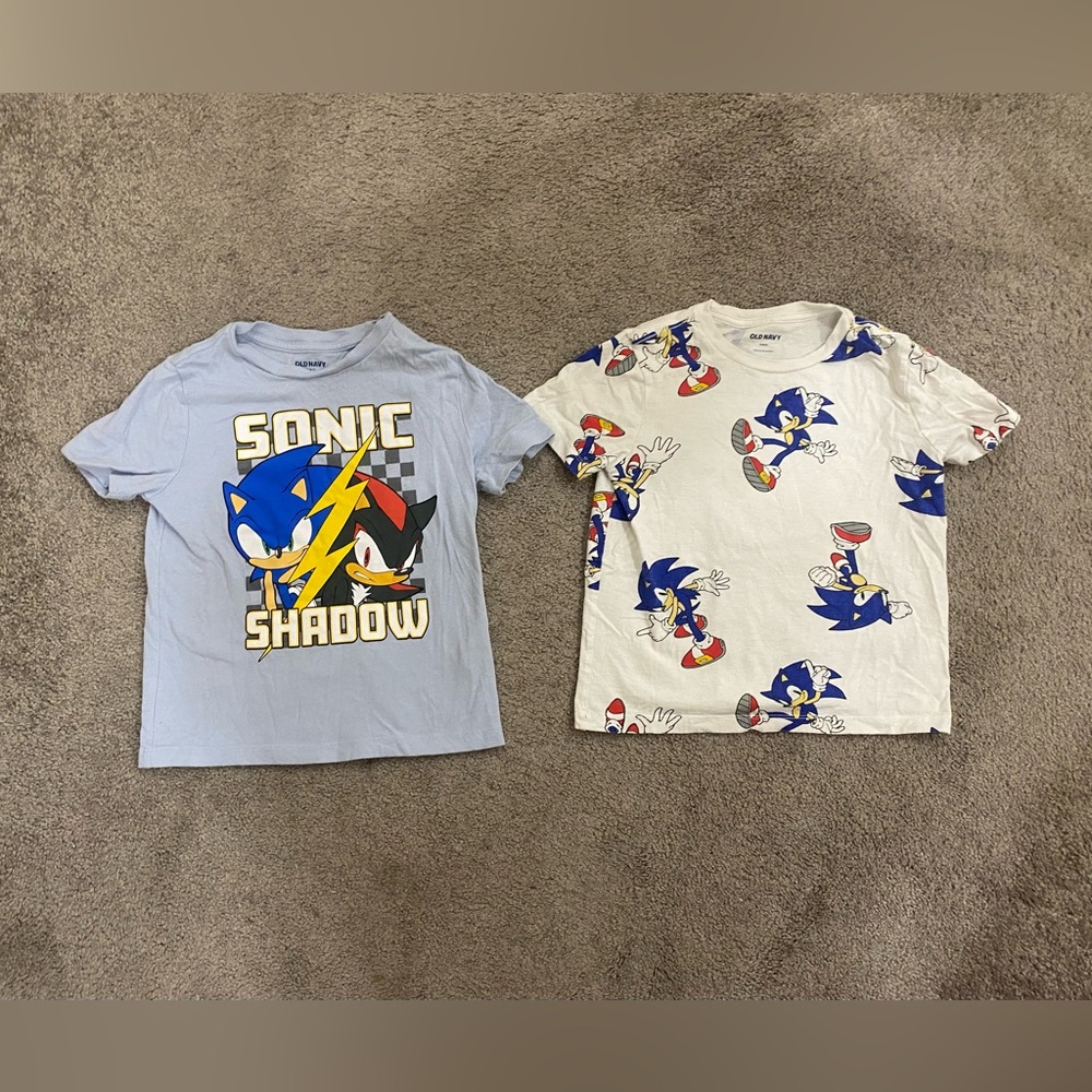 Boys Sonic The Hedgehog Shirts size small 6/7